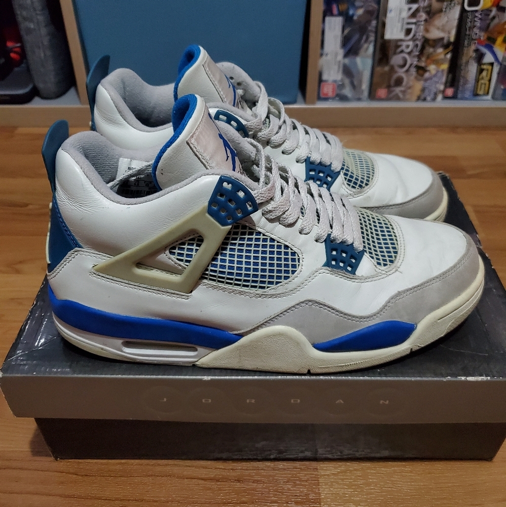 Air Jordan 4 IV "Military Blue" (2006)